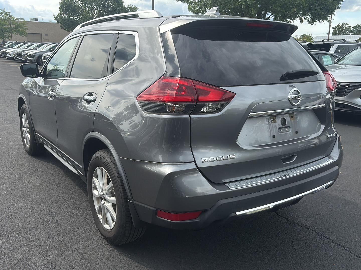 2018 Nissan Rogue SV