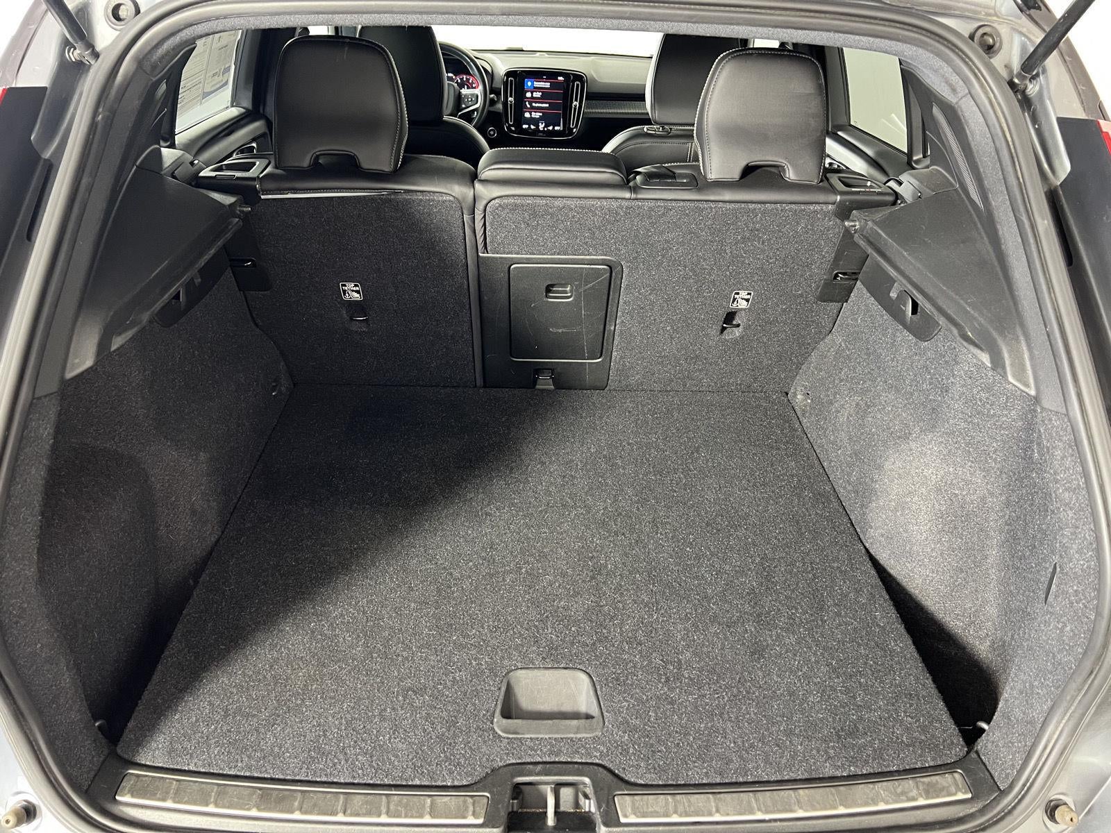 2019 Volvo XC40 R-Design