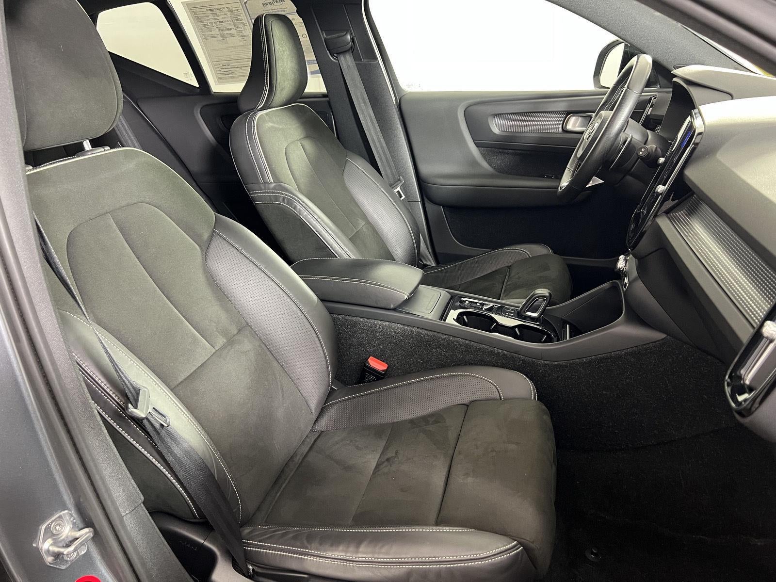 2019 Volvo XC40 R-Design
