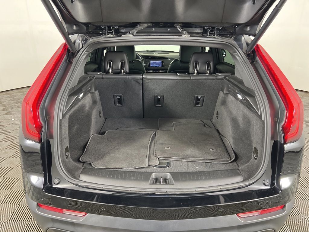 2023 Cadillac XT4 Luxury