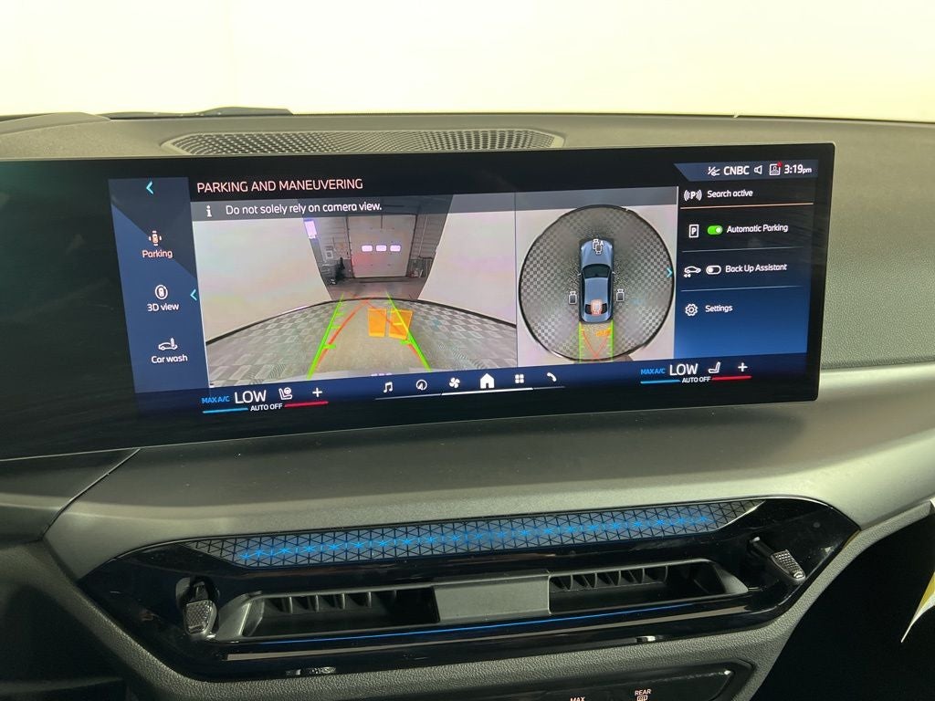 2025 BMW 2 Series 230i xDrive