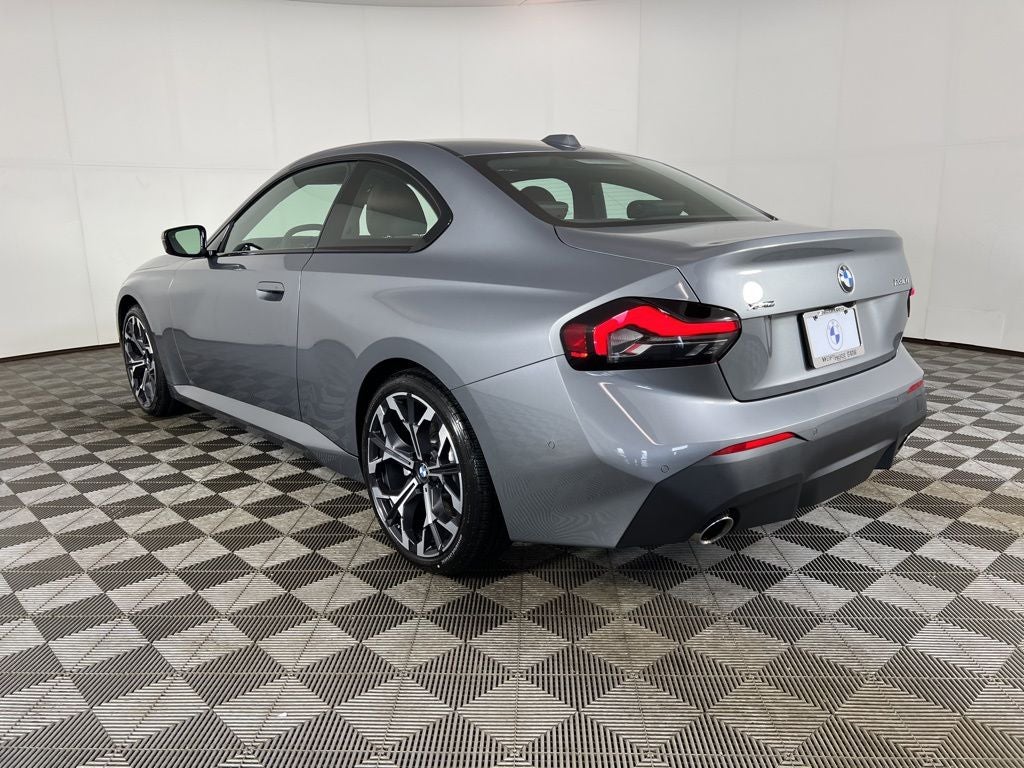 2025 BMW 2 Series 230i xDrive