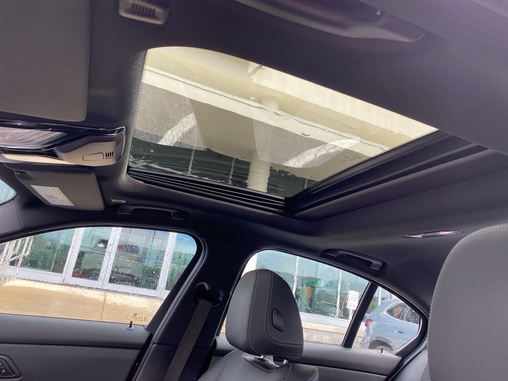 2025 BMW 3 Series M340i xDrive