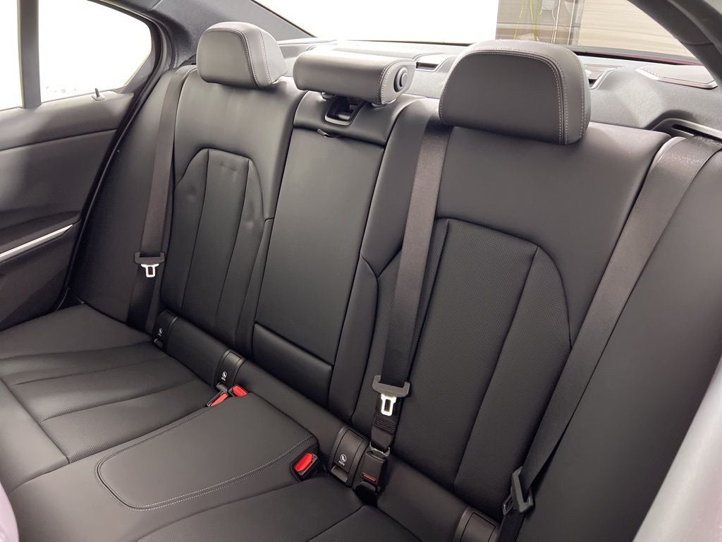 2025 BMW 3 Series M340i xDrive