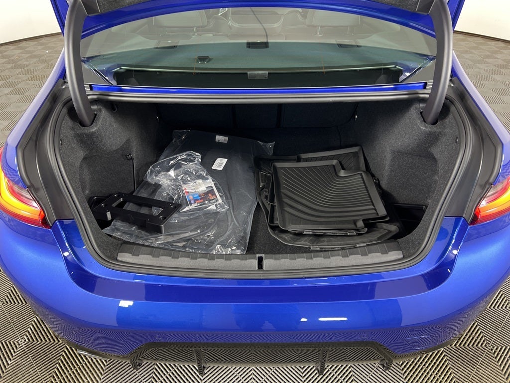 2025 BMW 3 Series 330i xDrive