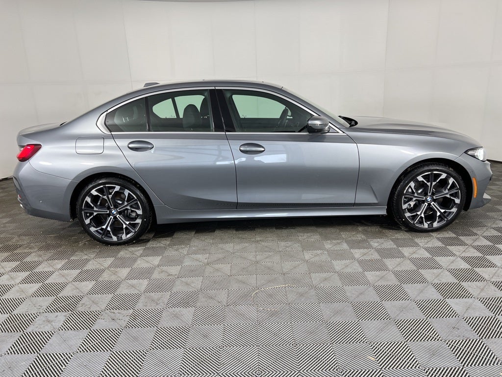2025 BMW 3 Series 330i xDrive