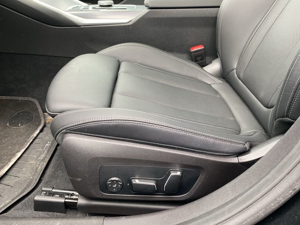 2025 BMW 3 Series 330i xDrive