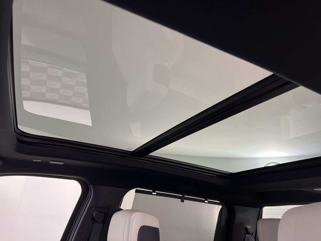 2023 Toyota Tundra Hybrid Capstone