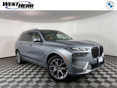 2025 BMW X7 xDrive40i