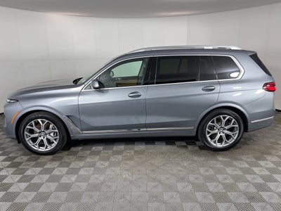 2025 BMW X7 xDrive40i