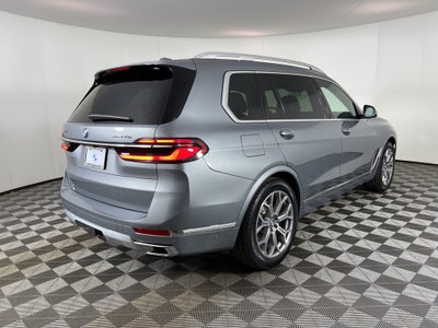2025 BMW X7 xDrive40i