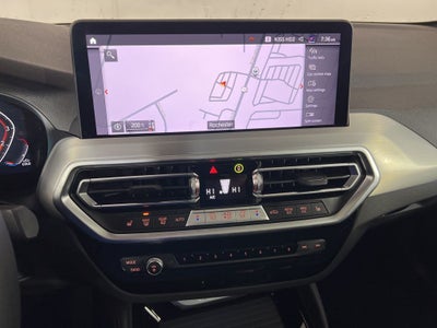 2025 BMW X4 xDrive30i