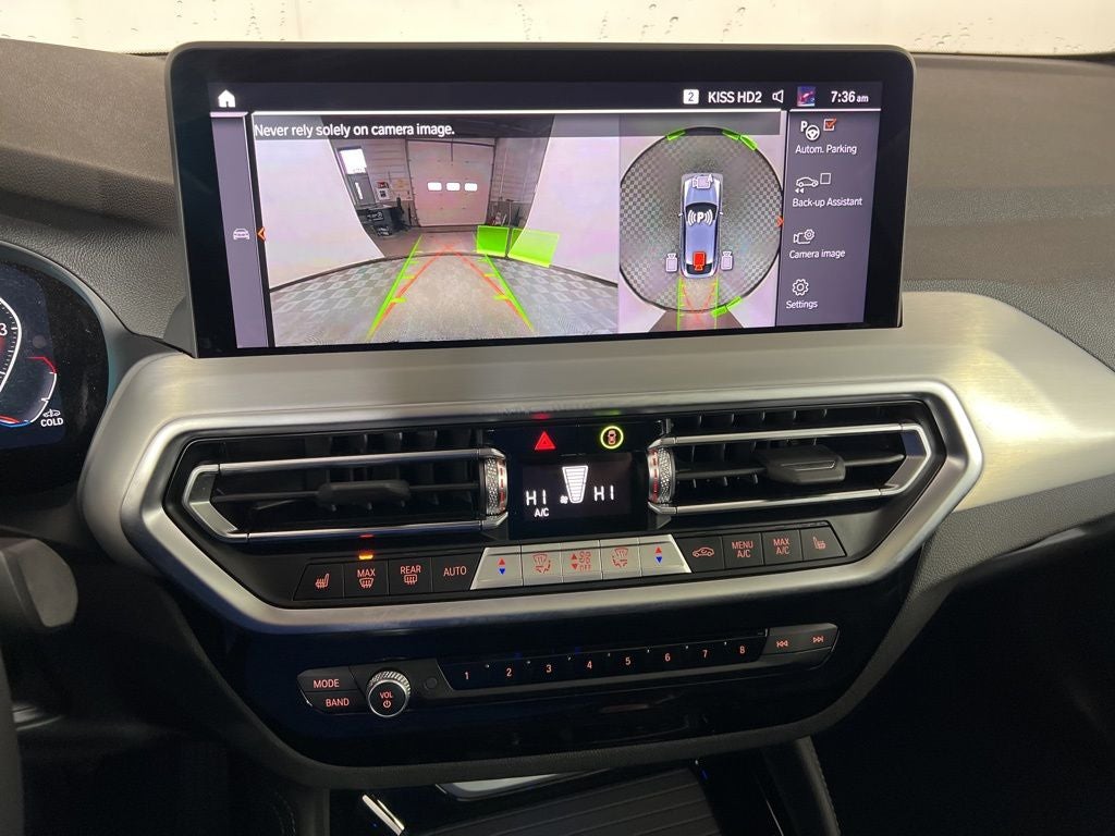 2025 BMW X4 xDrive30i