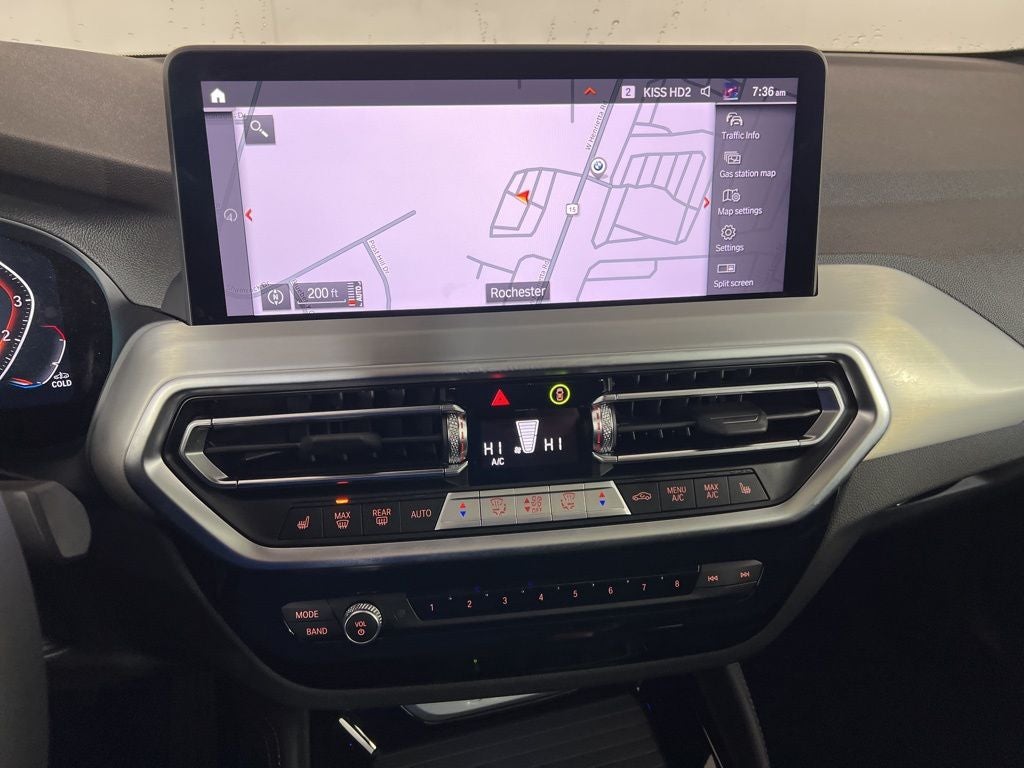 2025 BMW X4 xDrive30i