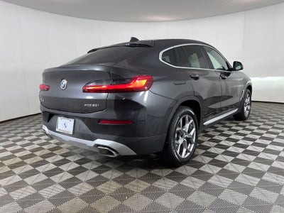 2025 BMW X4 xDrive30i