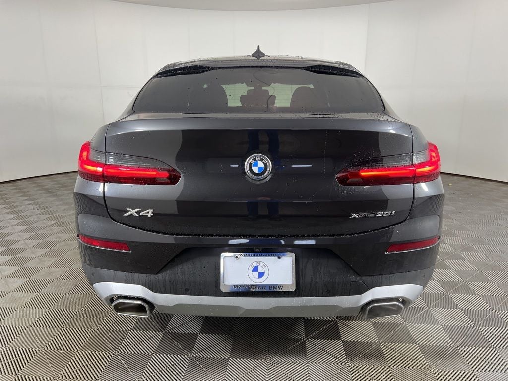 2025 BMW X4 xDrive30i