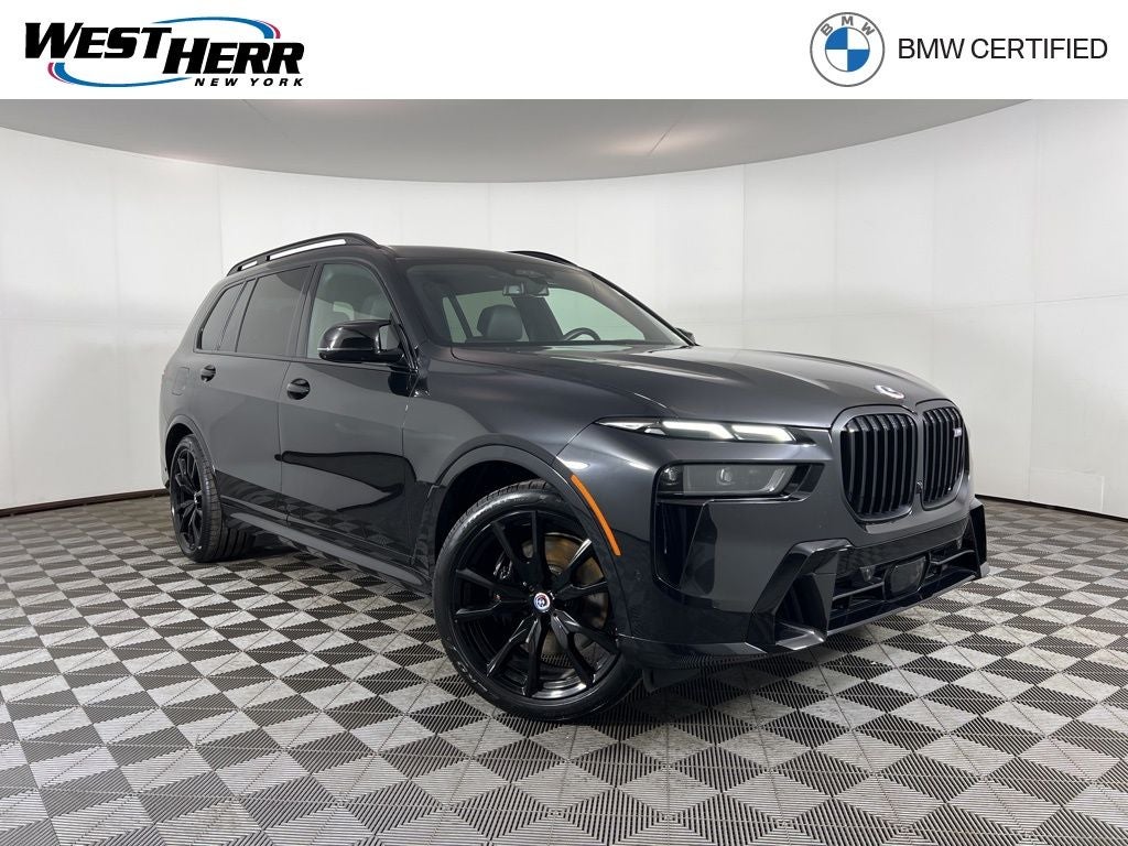 2023 BMW X7 M60i