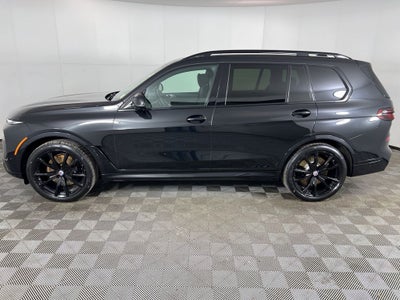 2023 BMW X7 M60i