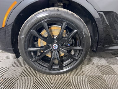 2023 BMW X7 M60i