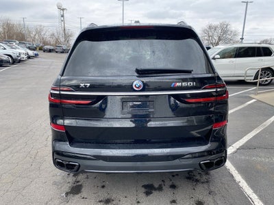 2023 BMW X7 M60i