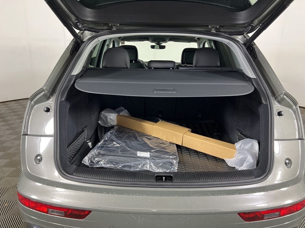 2023 Audi Q5 45 S line Prestige quattro