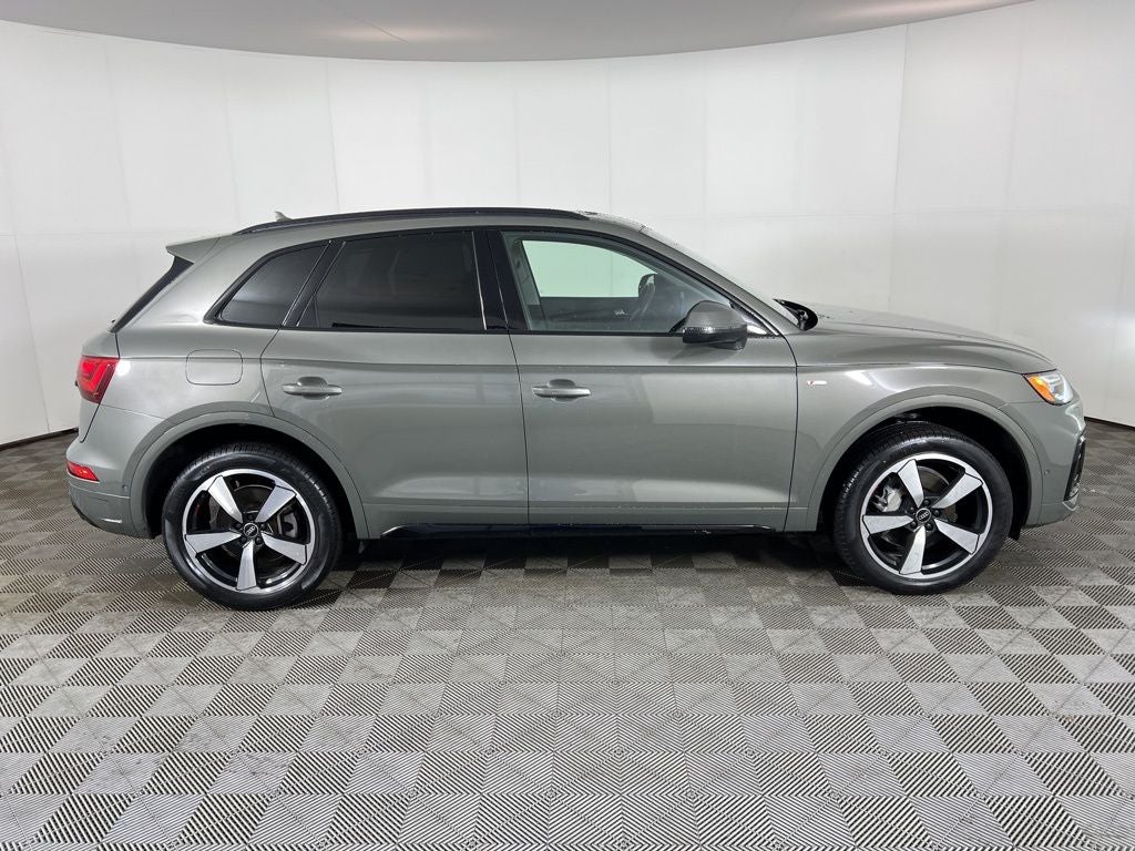 2023 Audi Q5 45 S line Prestige quattro