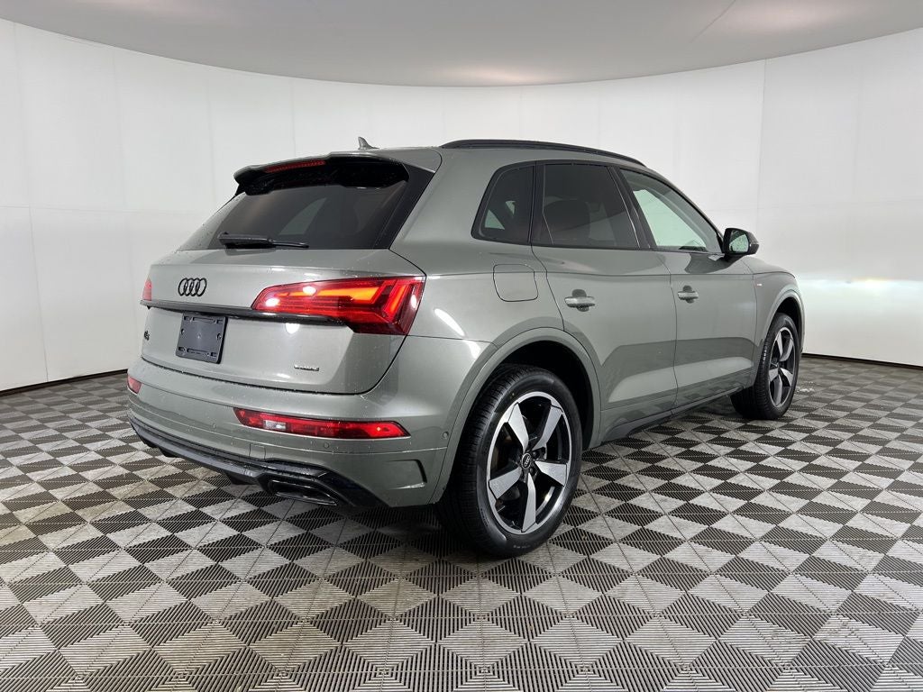 2023 Audi Q5 45 S line Prestige quattro