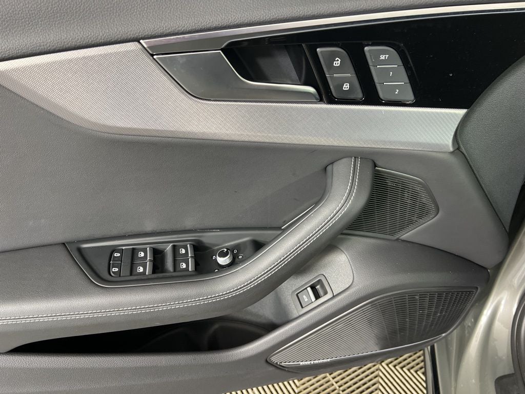 2023 Audi A4 45 S line Premium Plus quattro