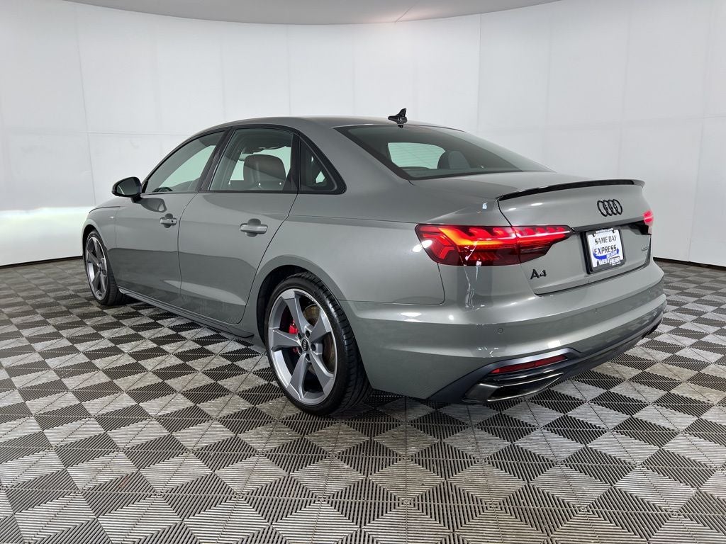 2023 Audi A4 45 S line Premium Plus quattro