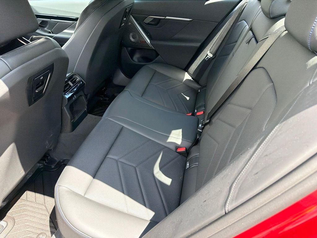 2025 BMW 5 Series 530i xDrive