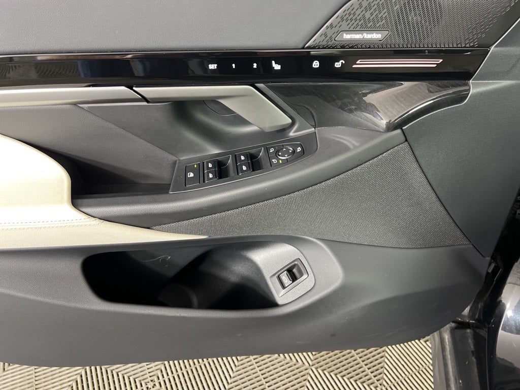 2025 BMW 5 Series 530i xDrive