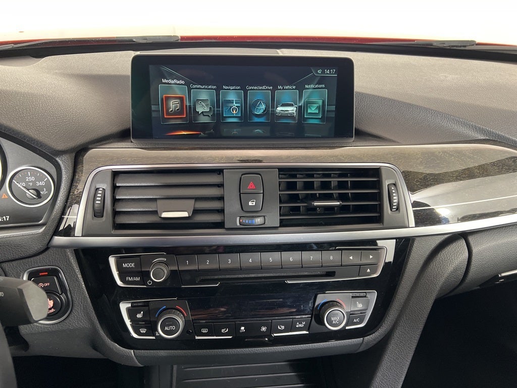 2017 BMW 3 Series 330i xDrive