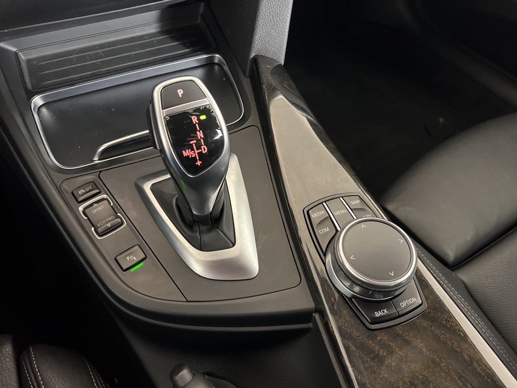 2017 BMW 3 Series 330i xDrive