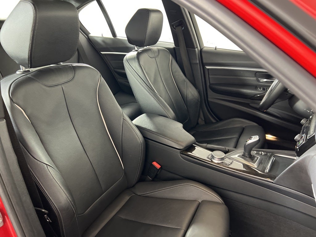 2017 BMW 3 Series 330i xDrive