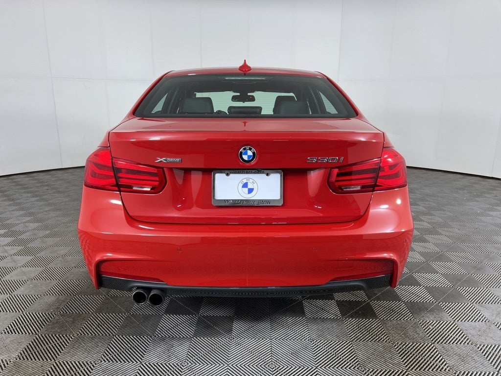 2017 BMW 3 Series 330i xDrive