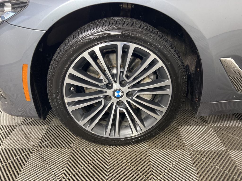 2018 BMW 5 Series 540i xDrive Sport Line