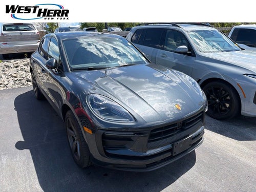 2023 Porsche Macan Base