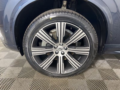 2025 Volvo XC90 B6 Ultra