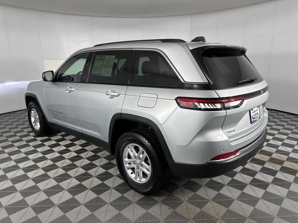 2023 Jeep Grand Cherokee Laredo