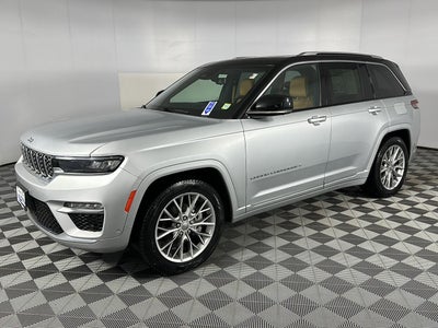 2023 Jeep Grand Cherokee SUMMIT