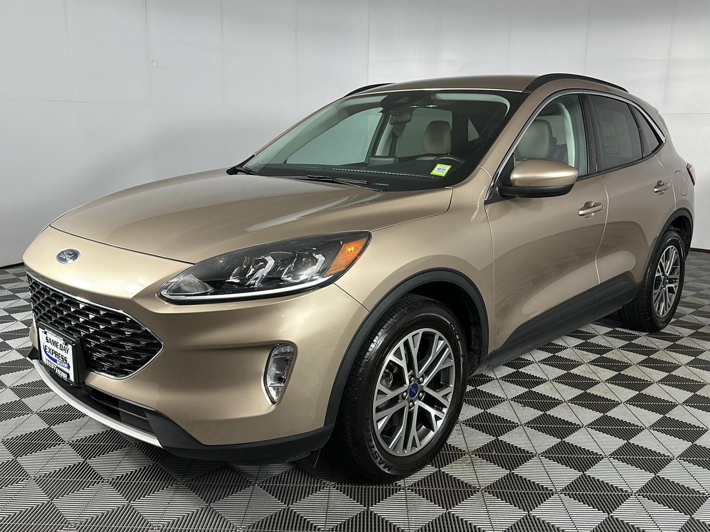 2021 Ford Escape SEL