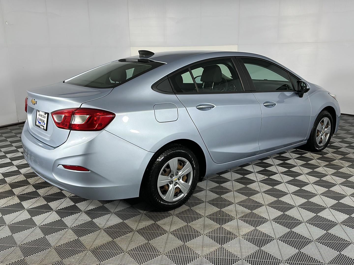 2018 Chevrolet Cruze LS
