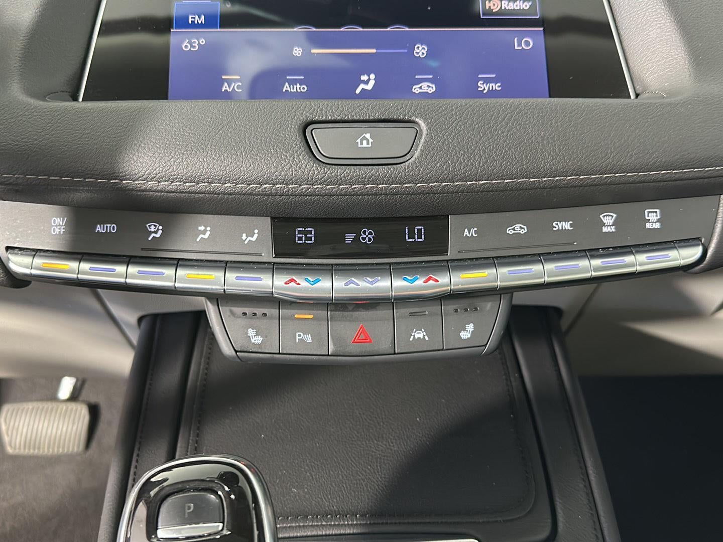 2022 Cadillac XT4 AWD Luxury