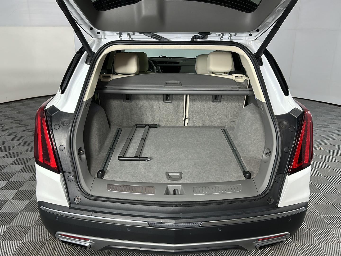 2024 Cadillac XT5 AWD Premium Luxury