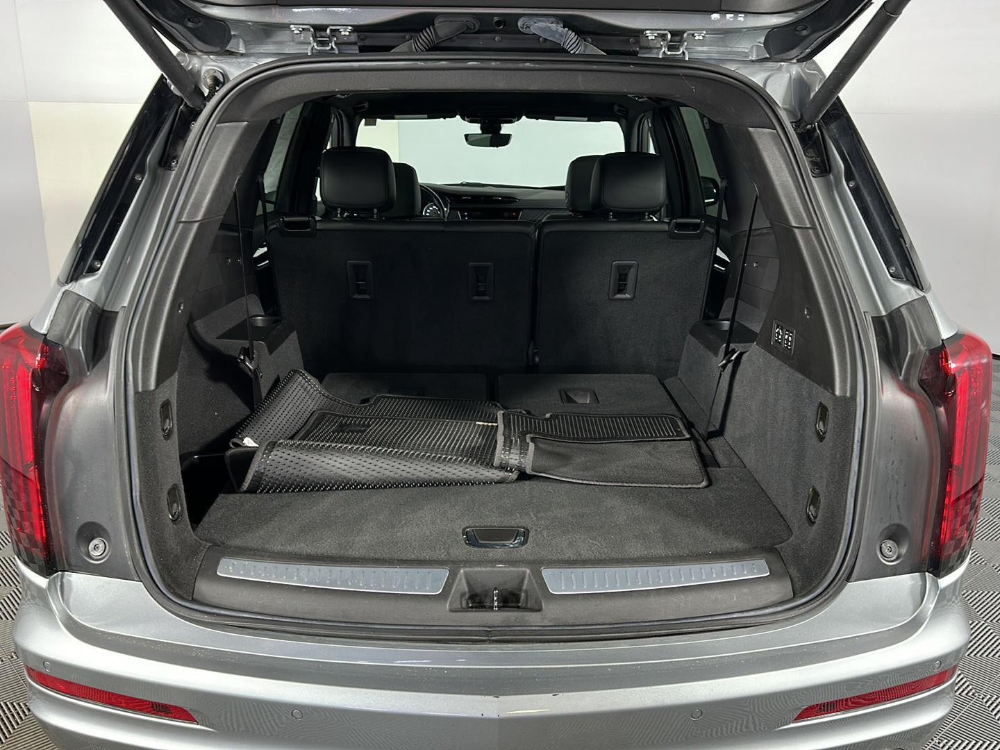 2023 Cadillac XT6 AWD Premium Luxury