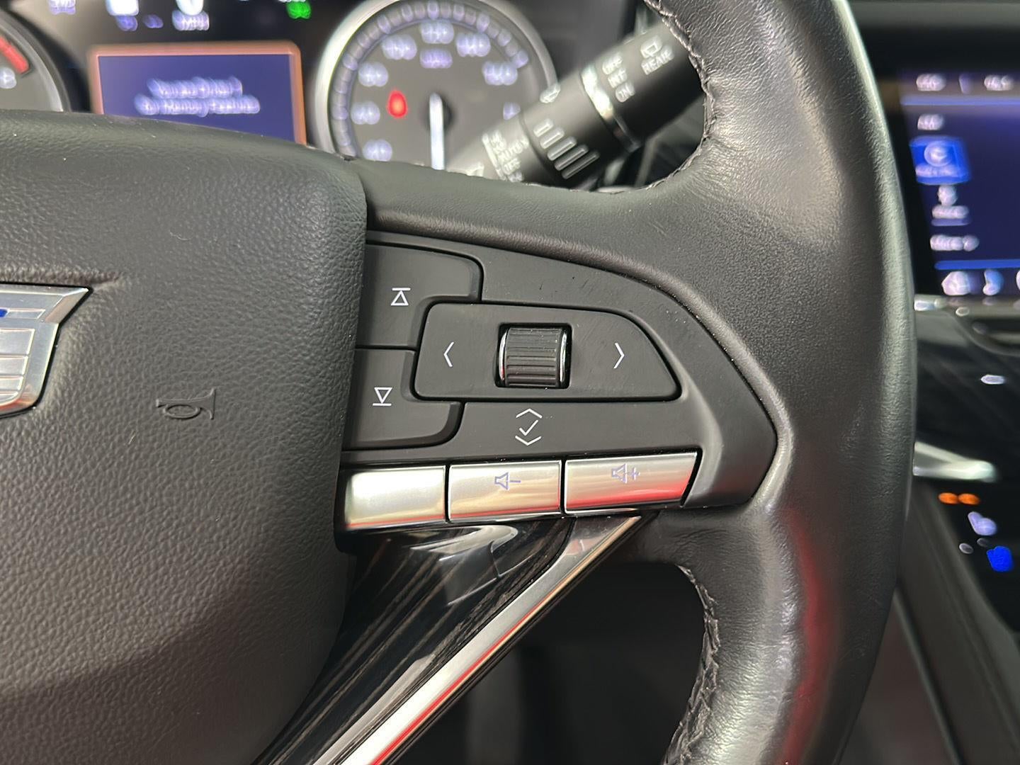 2023 Cadillac XT6 AWD Premium Luxury