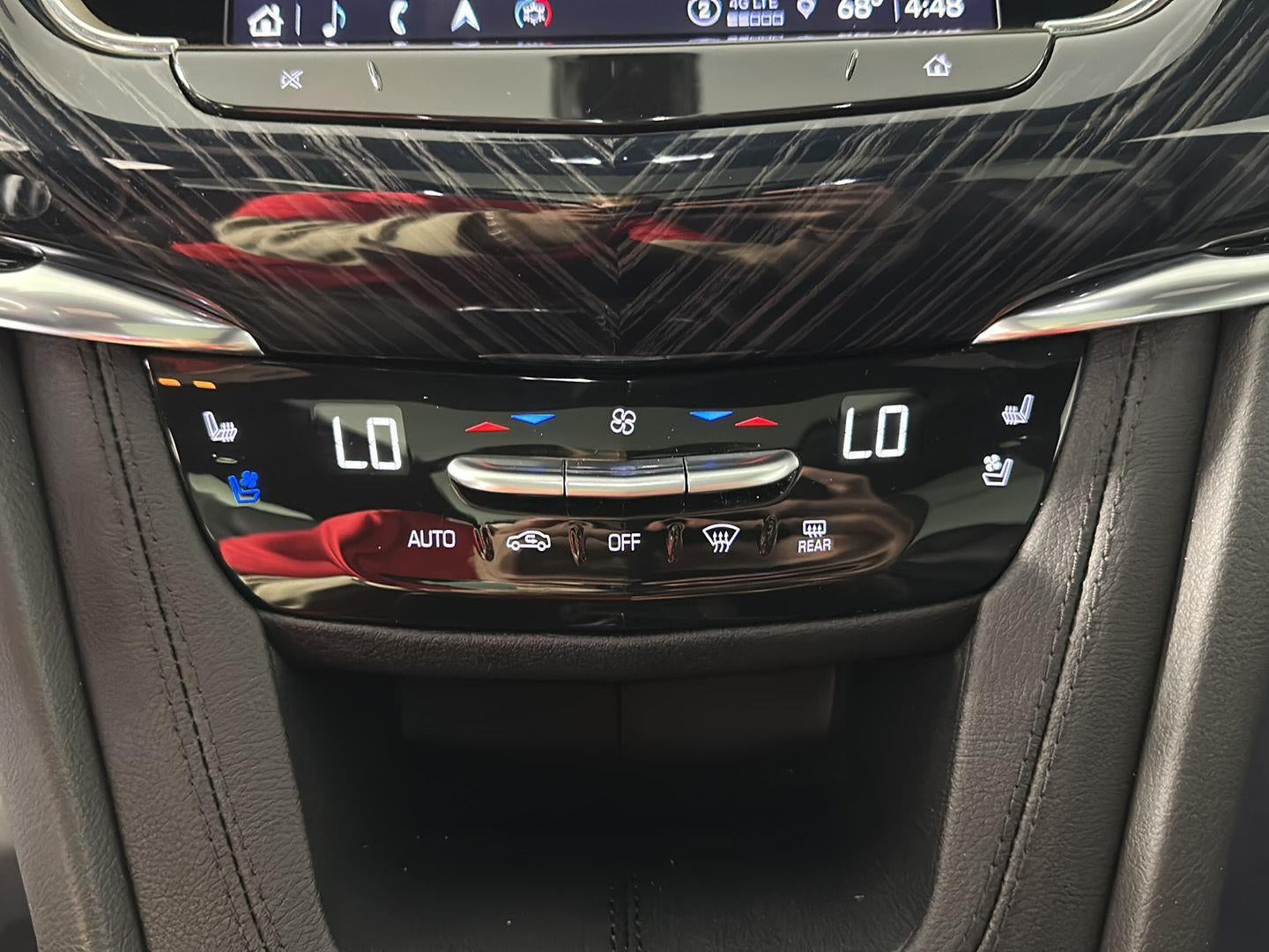 2023 Cadillac XT6 AWD Premium Luxury