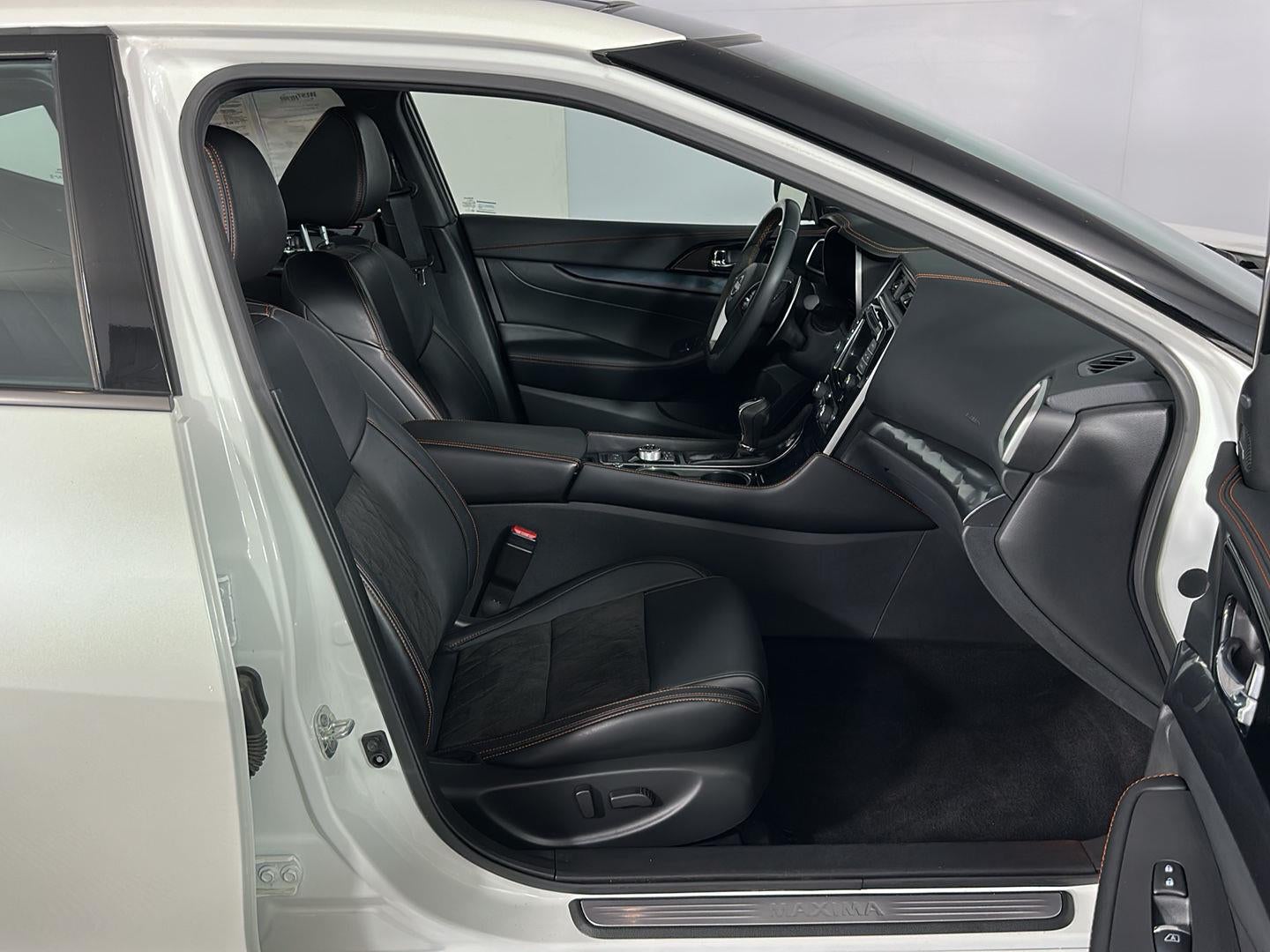 2023 Nissan Maxima SR