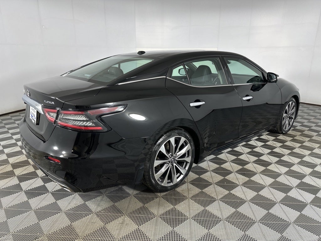 2023 Nissan Maxima Platinum