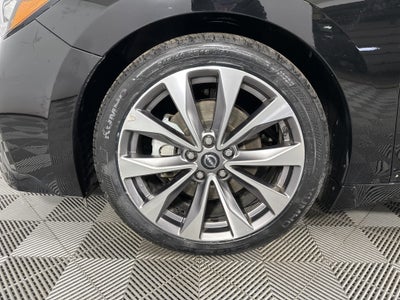 2023 Nissan Maxima Platinum